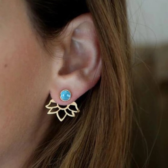 🆕 Lotus Leaf Earring Jacket Studs - Picture 2 of 7